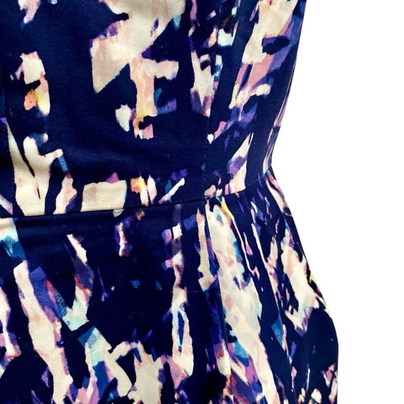 Club Monaco Abstract Print Sleeveless Dress Size 4 | Purple Navy Cream Cocktail - Picture 4 of 13